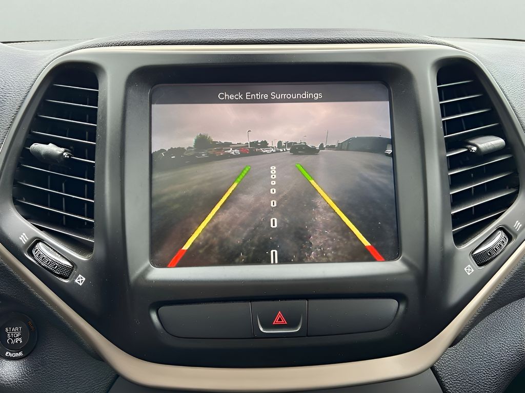 2016 Jeep Cherokee Limited photo 13