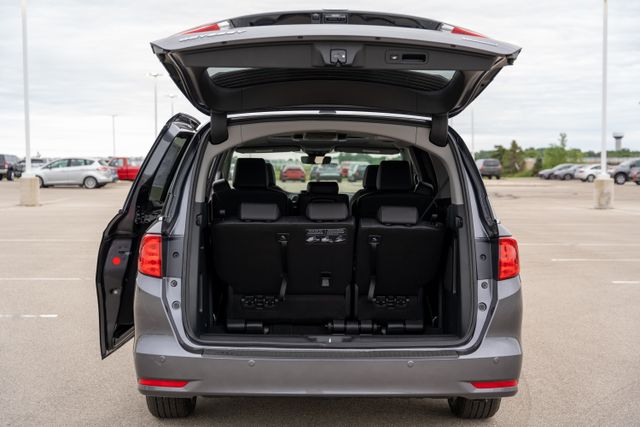 2024 Honda Odyssey Touring photo 20
