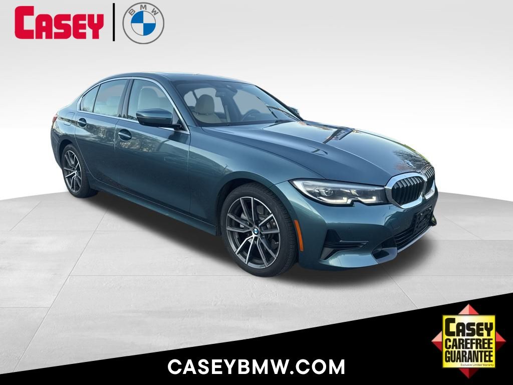 2021 BMW 3 Series 330i's photo