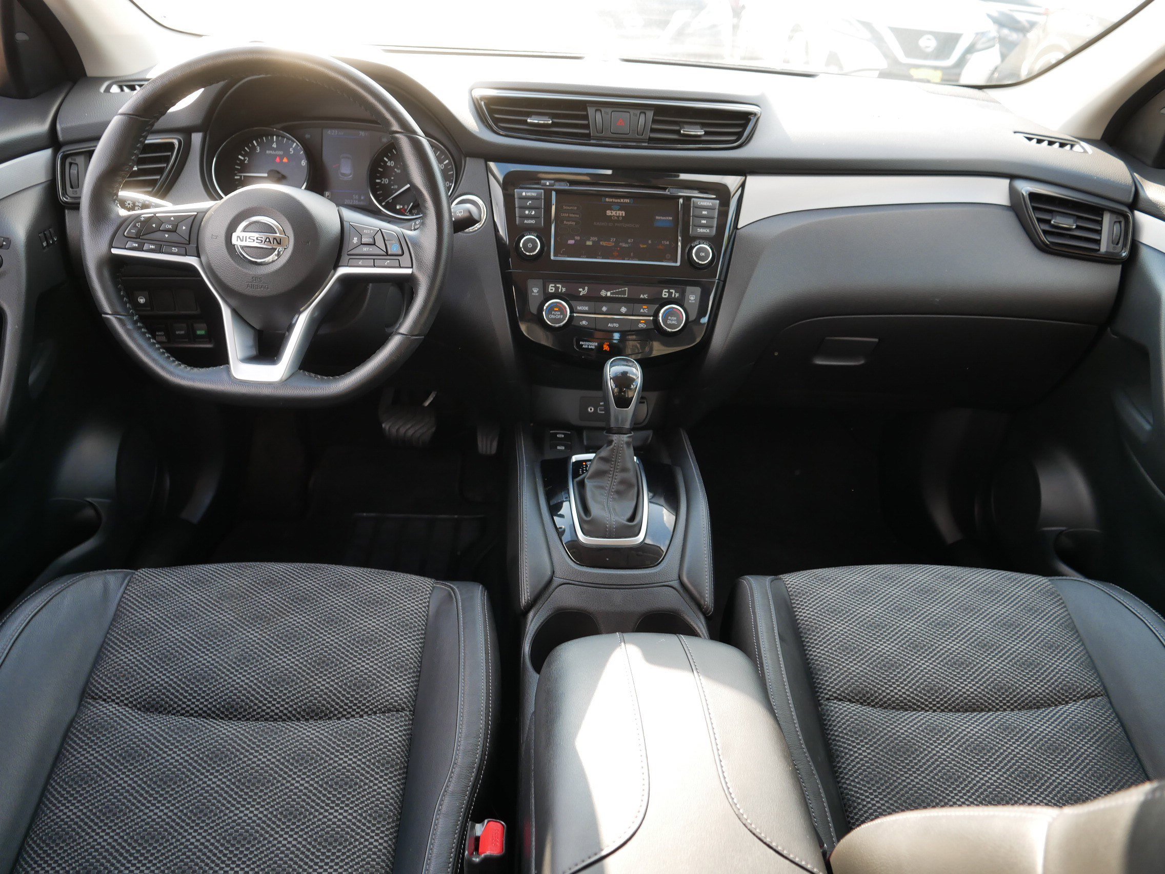 2020 Nissan Rogue Sport SV photo 10
