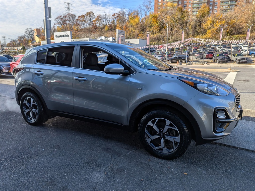 2020 Kia Sportage LX photo 3