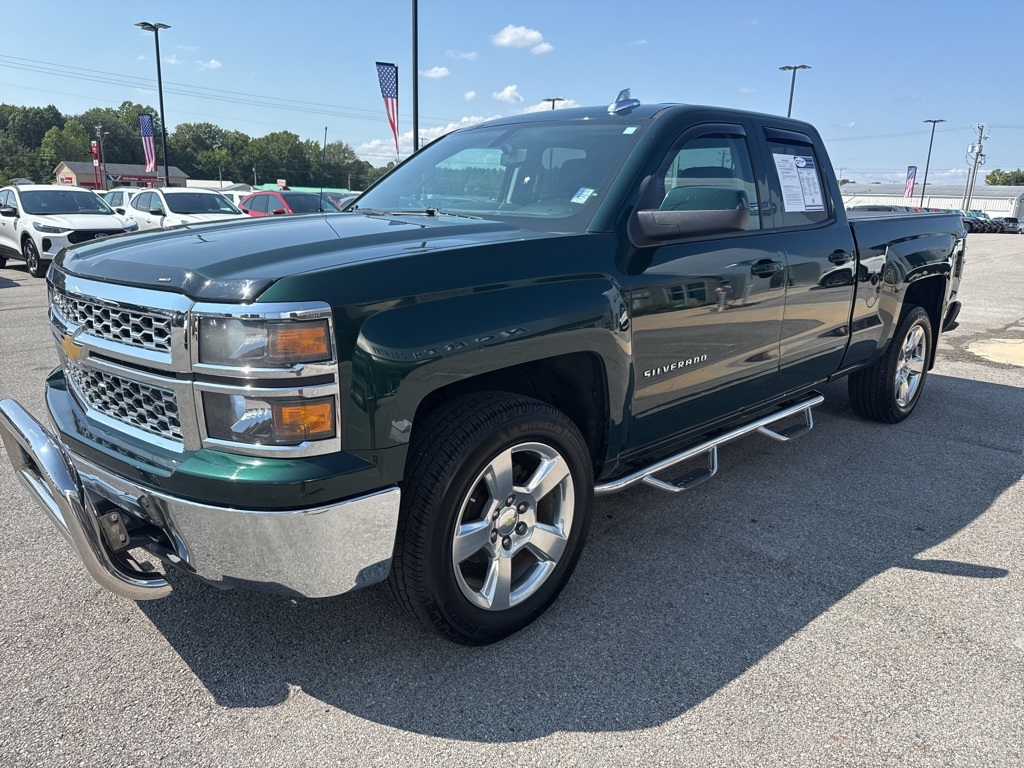 2015 Chevrolet Silverado 1500 LT photo 4