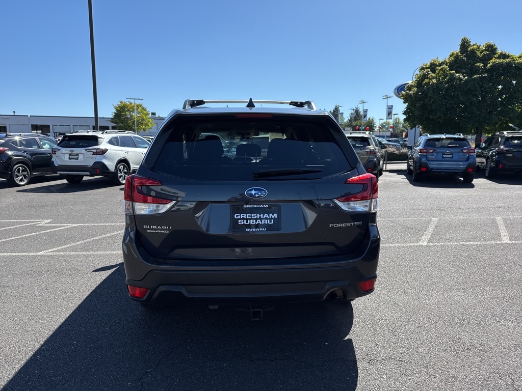 2019 Subaru Forester Premium photo 5