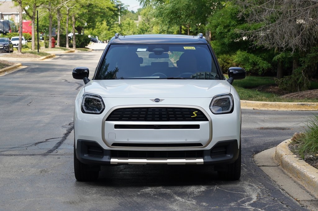 Used 2025 MINI Countryman SE with VIN WMZ53GA06S7T07803 for sale in Schaumburg, IL