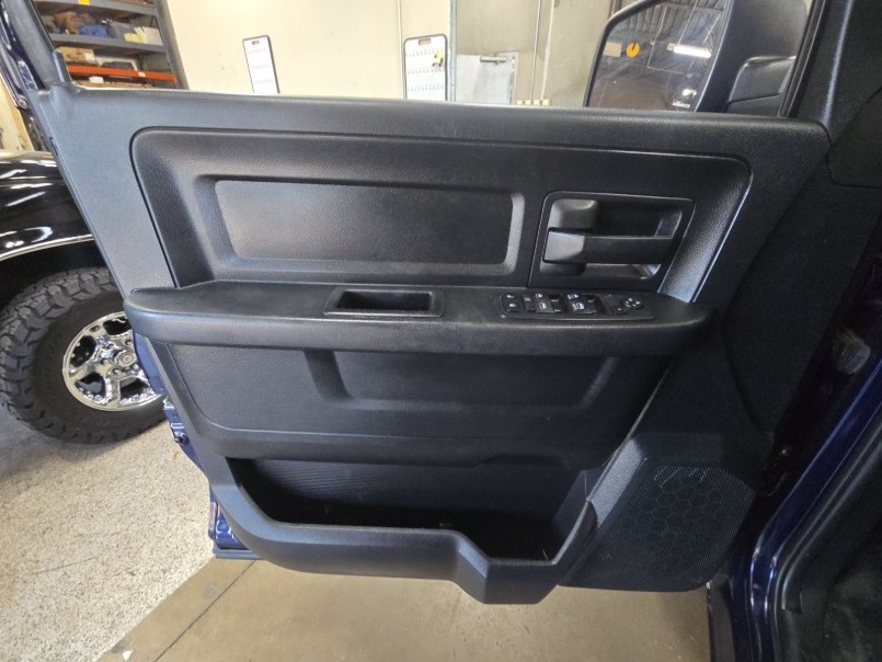 2017 Ram 1500 Tradesman photo 17