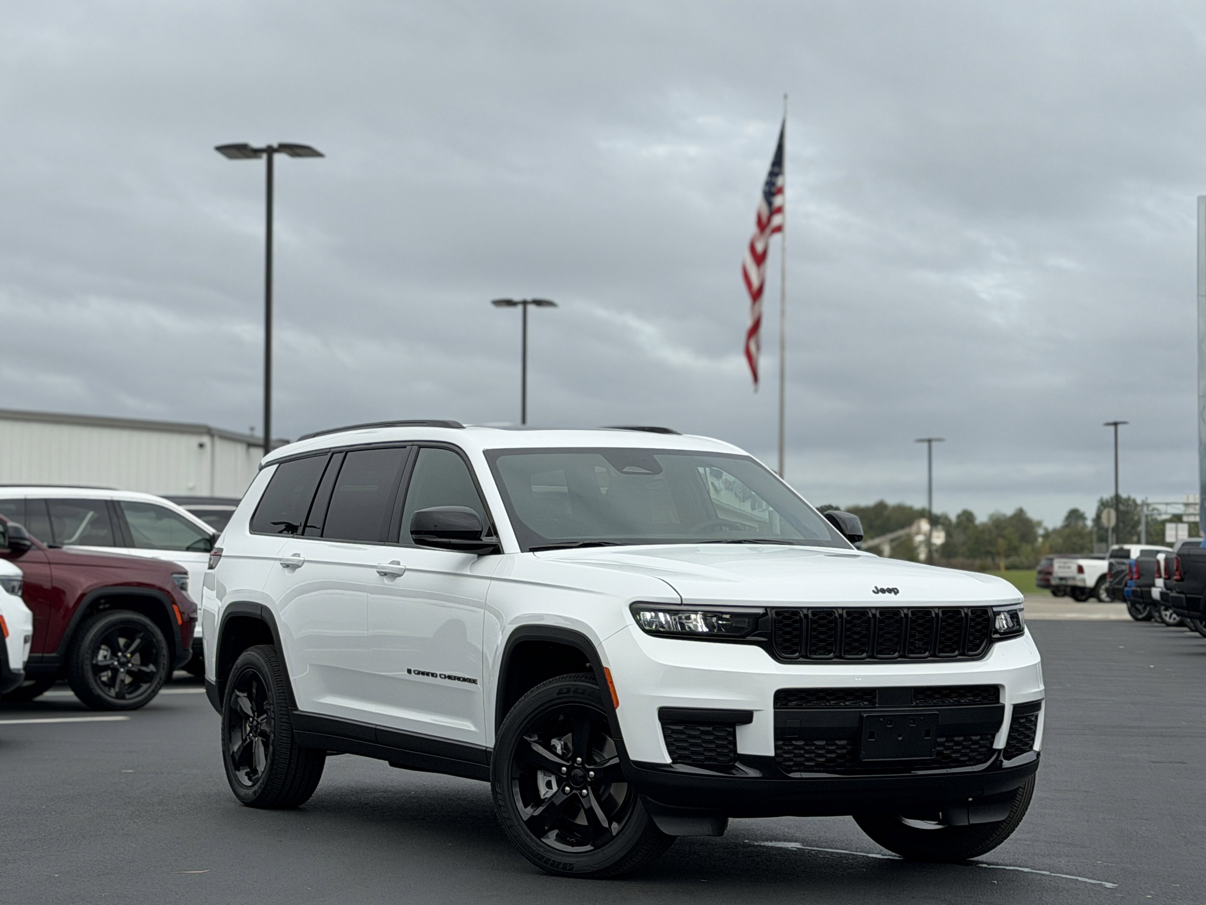 2025 Jeep Grand Cherokee L Altitude's photo