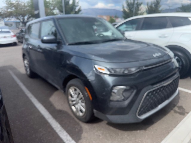 Used 2022 GRAVITY GR Kia LX image 11