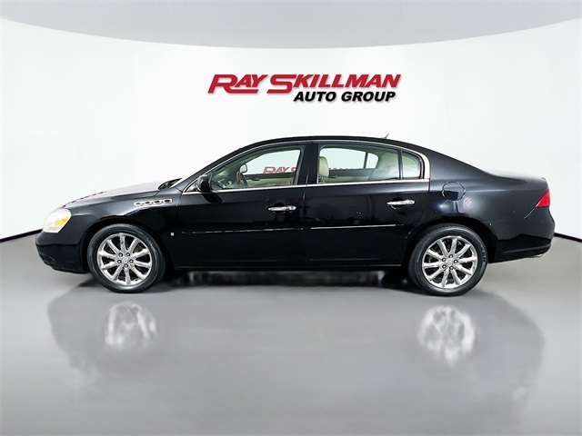 2008 Buick Lucerne CXS photo 4