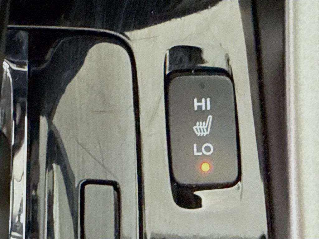 2017 Honda Accord Sport SE photo 16
