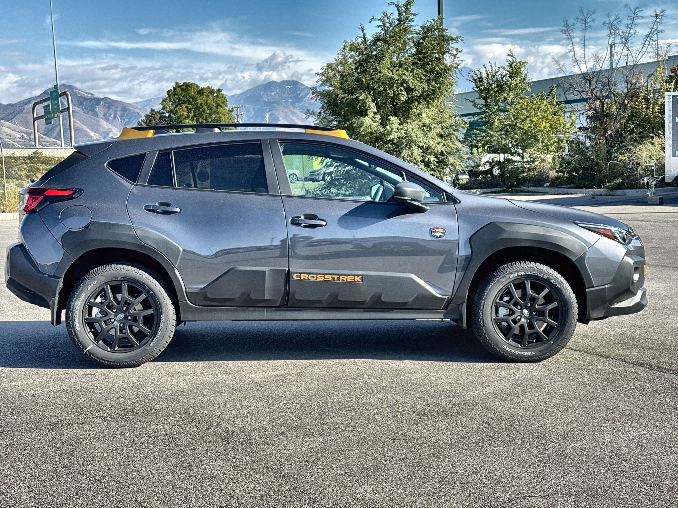 2025 Subaru Crosstrek Wilderness photo 2