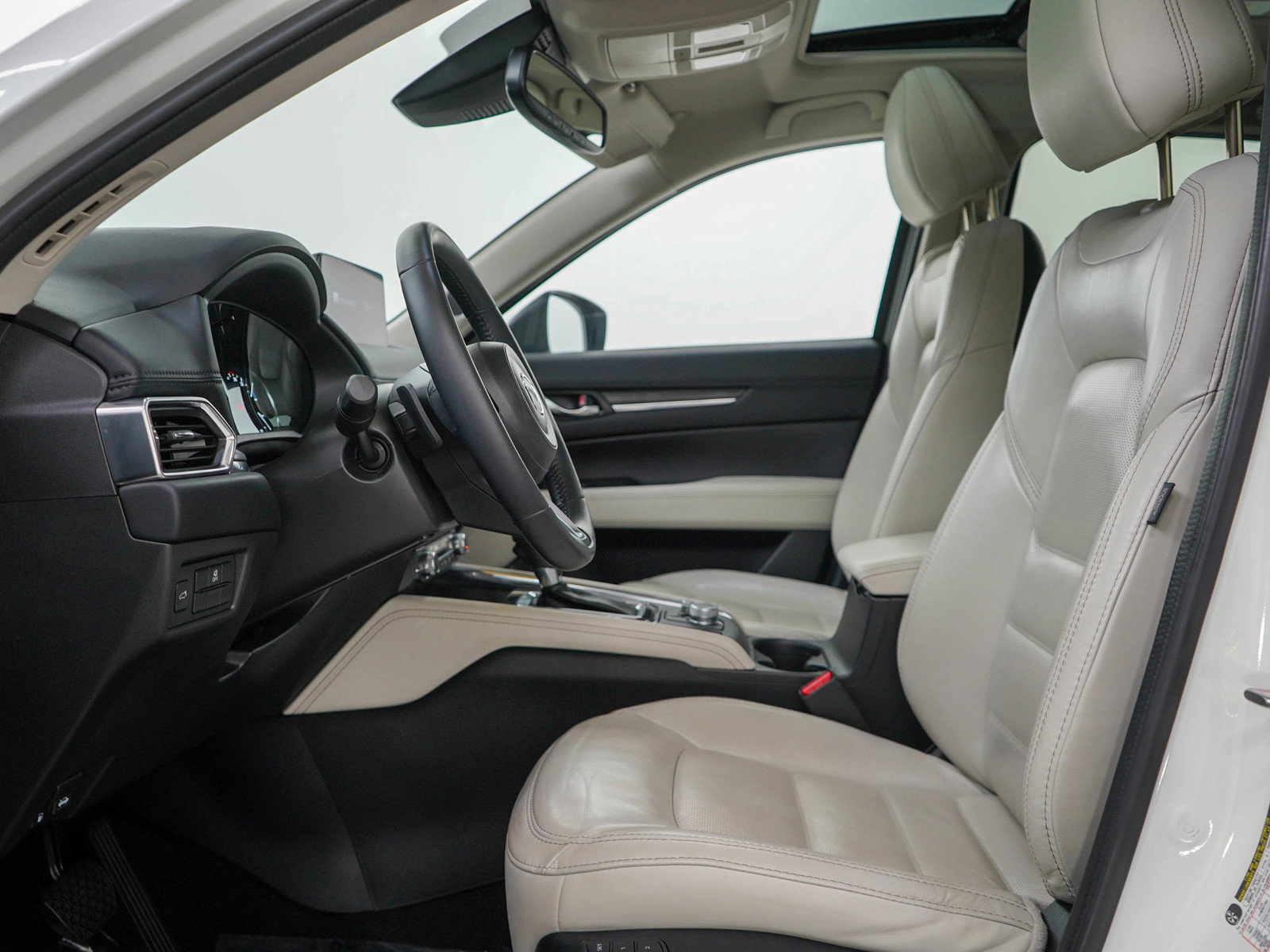 2022 Mazda CX-5 2.5 Premium Plus photo 17