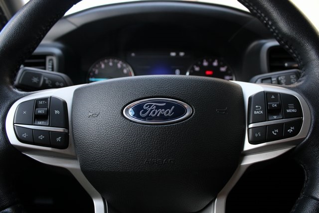 2023 Ford Explorer XLT photo 8