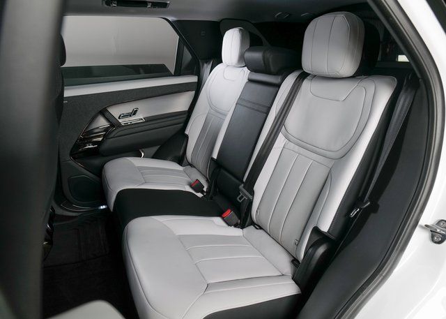 2024 Land Rover Range Rover Sport P400 Dynamic SE photo 5
