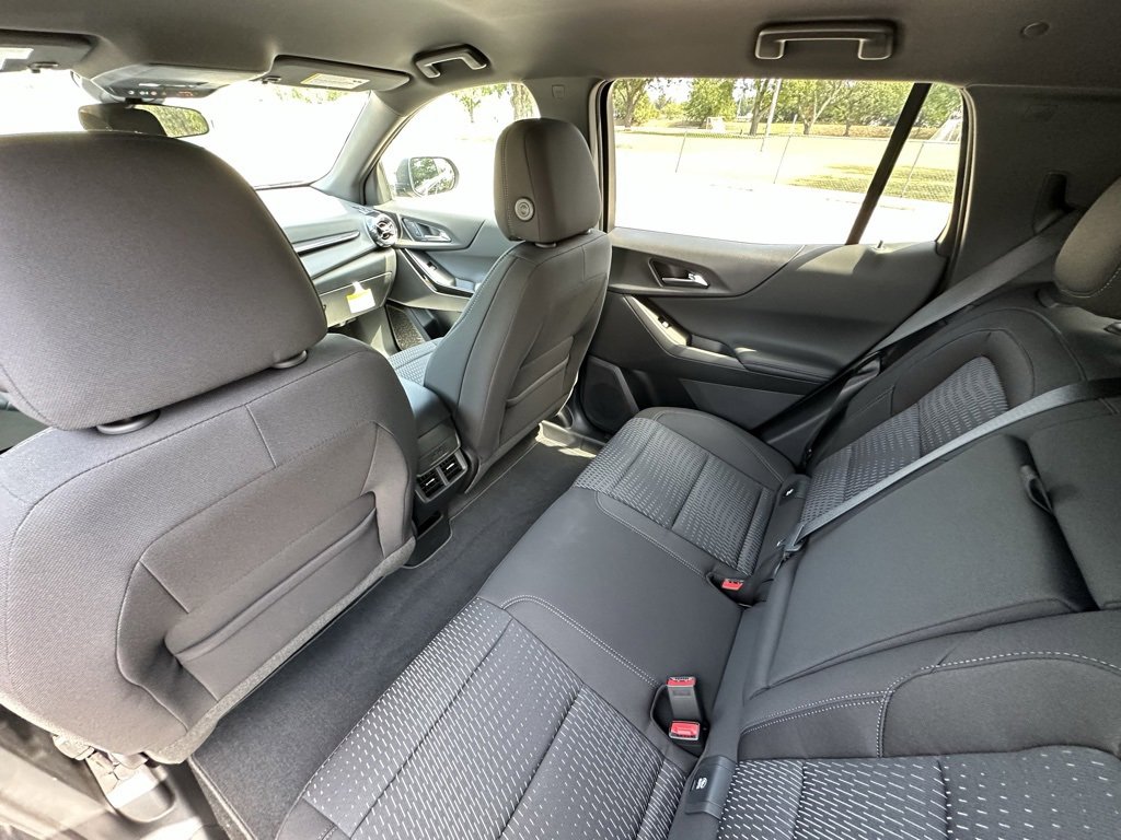 2026 Chevrolet Equinox LT photo 17