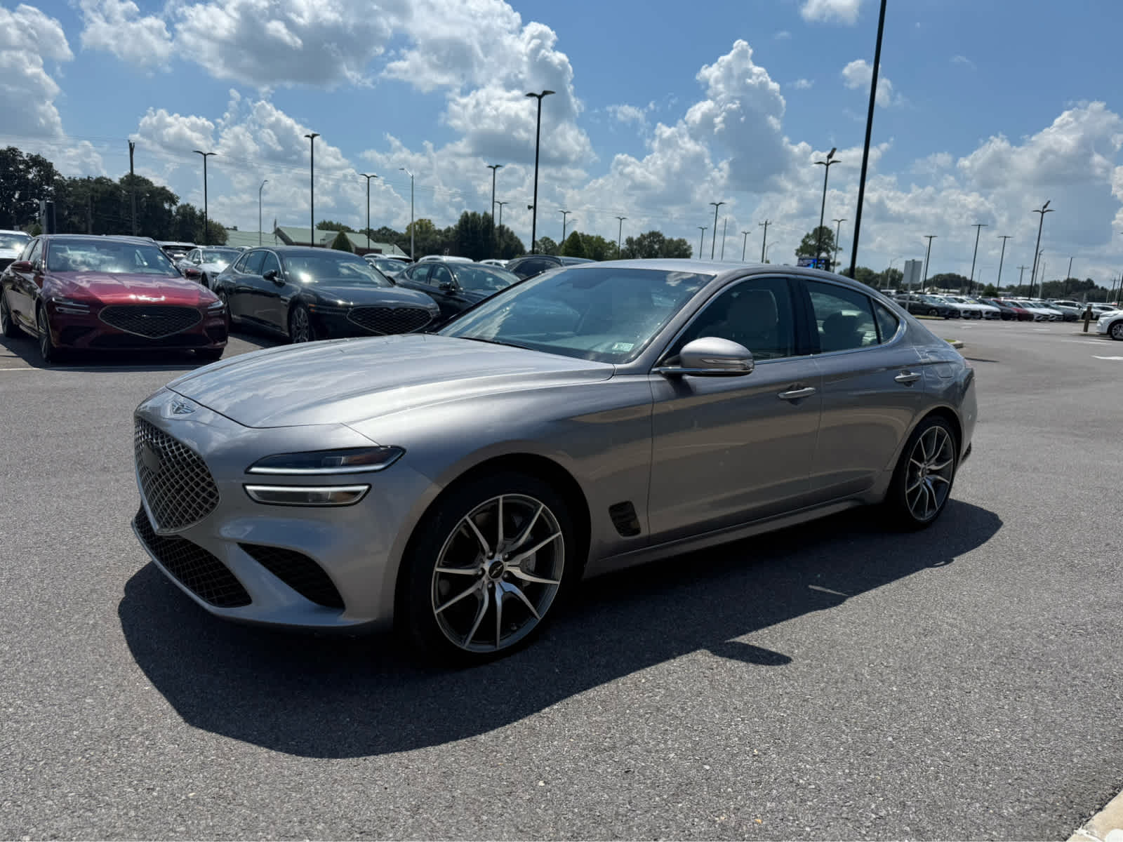 2024 Genesis G70 2.5T photo 3