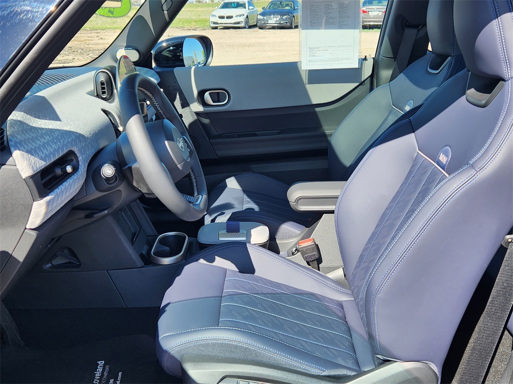 2025 Mini Cooper 2 Door Hardtop photo 8