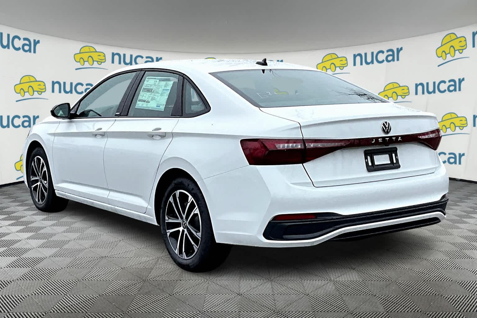 2025 Volkswagen Jetta Sport photo 4