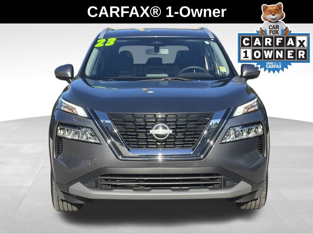 2023 Nissan Rogue SV photo 2