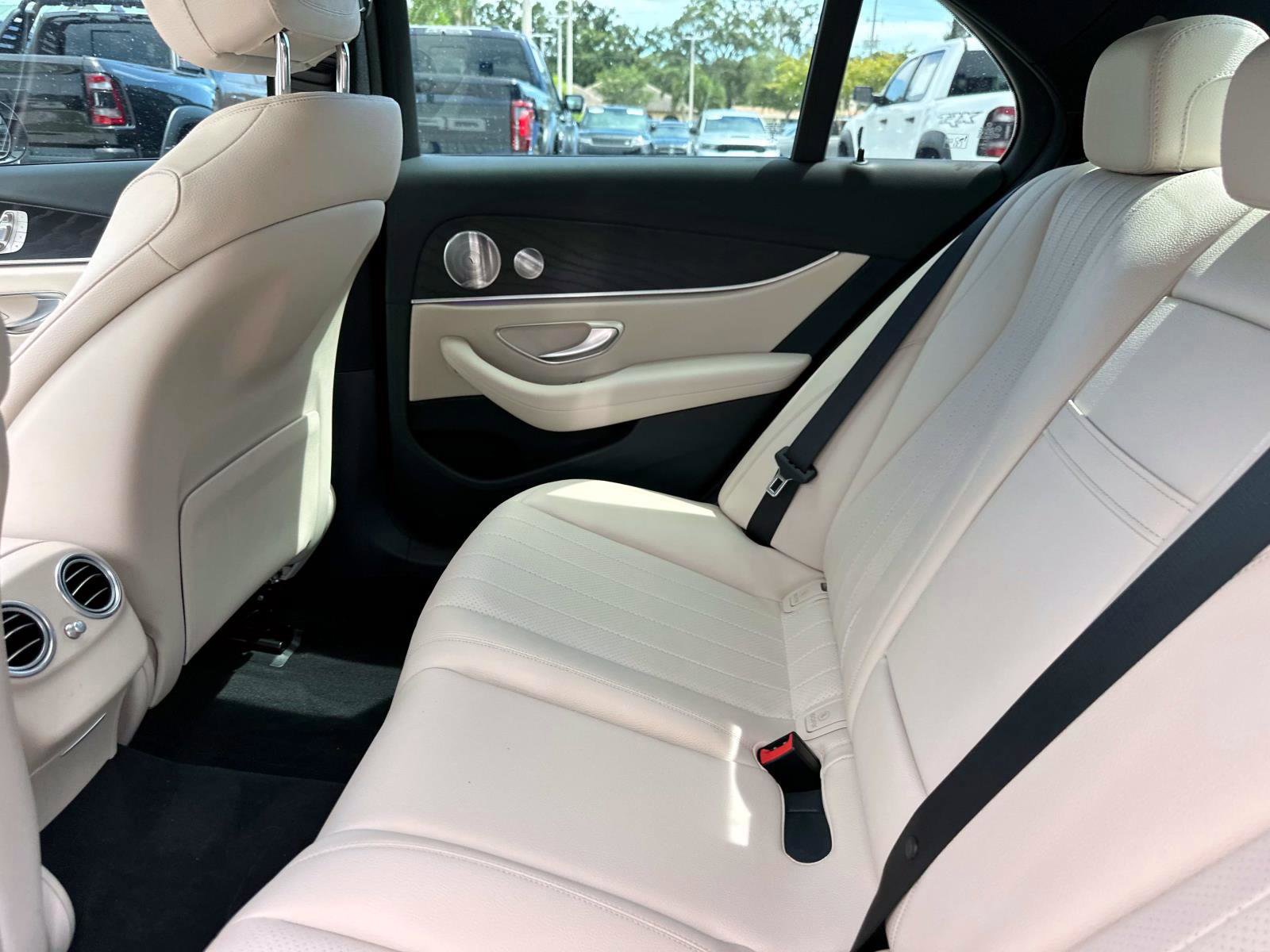 2021 Mercedes Benz E 350 Sedan photo 13