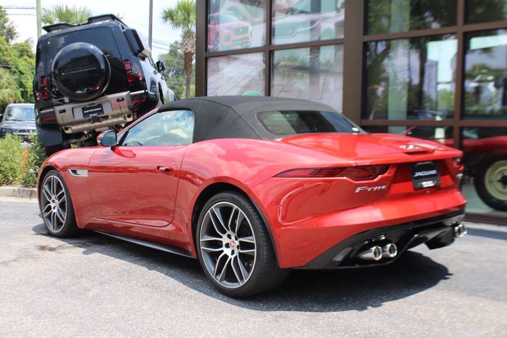 2022 Jaguar F-TYPE P450 R-Dynamic photo 27