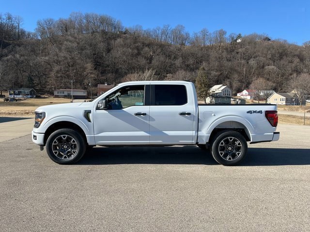 2025 Ford F-150 STX photo 2