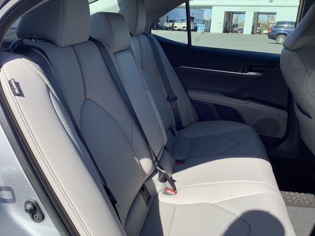 2023 Toyota Camry Hybrid XLE photo 31