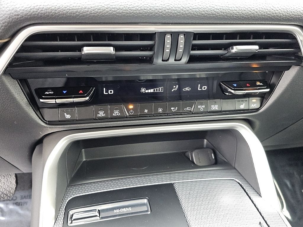2025 Mazda CX-90 3.3 Turbo Preferred photo 25