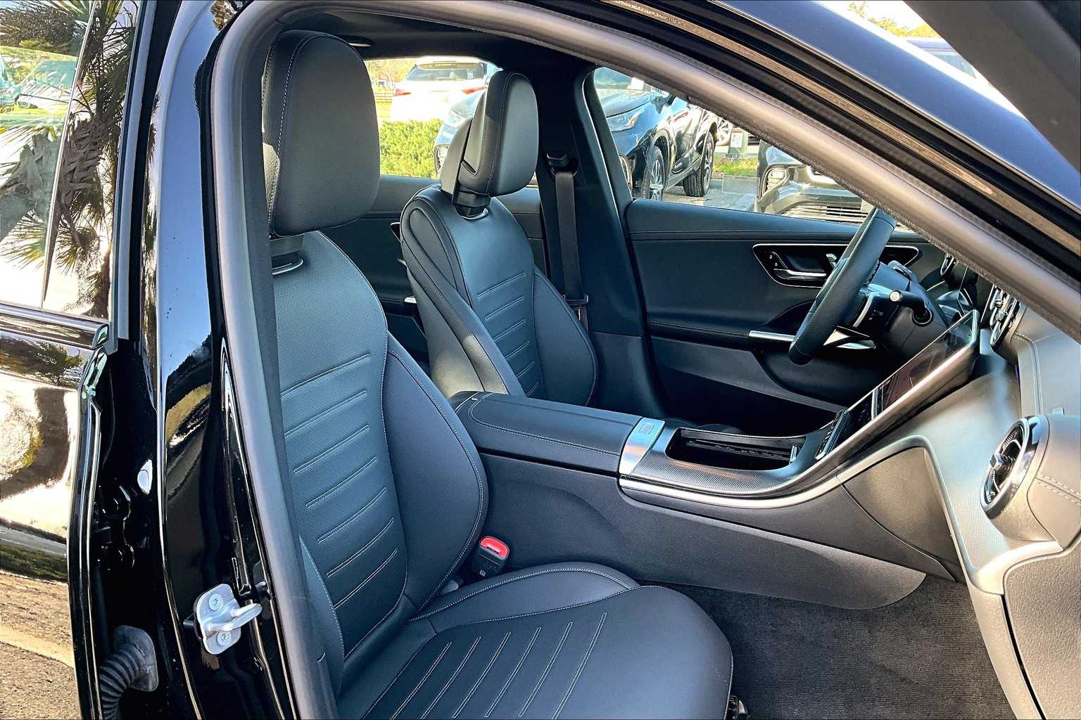 2024 Mercedes Benz C 300 4MATIC photo 16