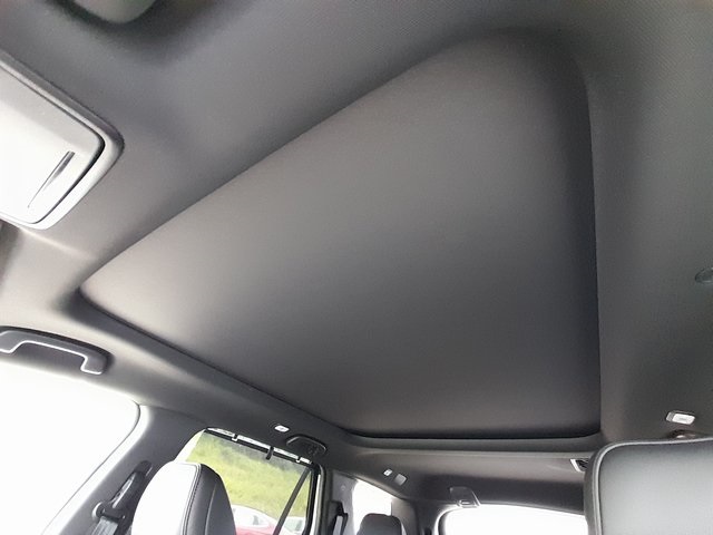2025 Honda Pilot Black Edition photo 35