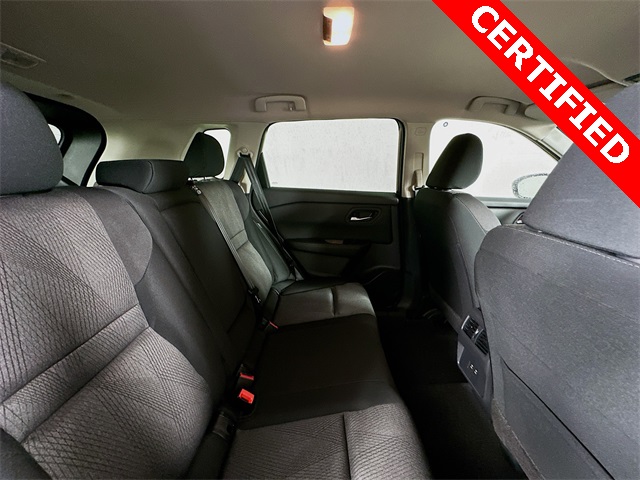 2025 Nissan Rogue SV photo 25