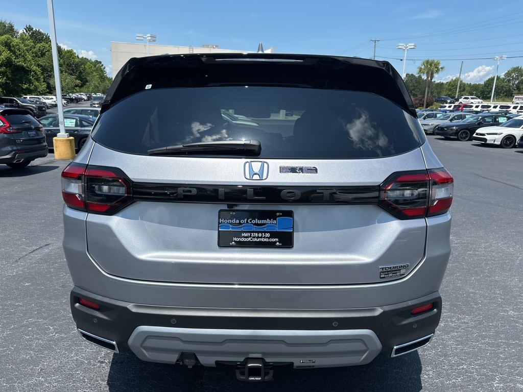 2025 Honda Pilot Touring photo 4
