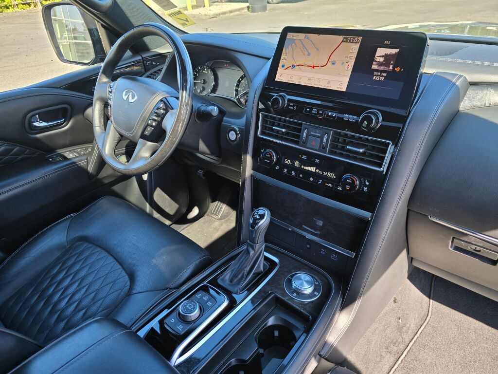 2023 Infiniti QX80 Sensory photo 10