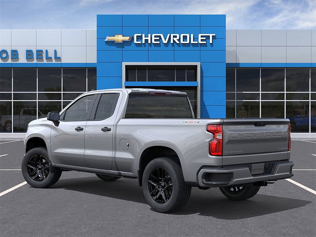 2026 Chevrolet Silverado 1500 Custom photo 2