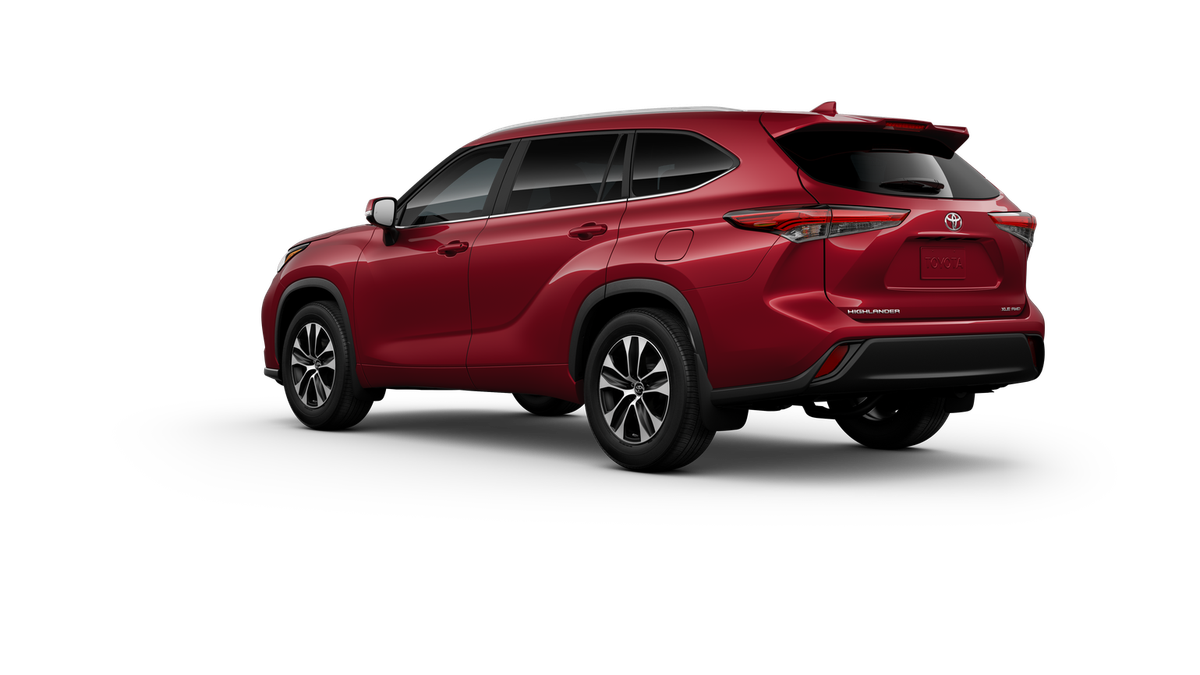 2025 Toyota Highlander XLE photo 4