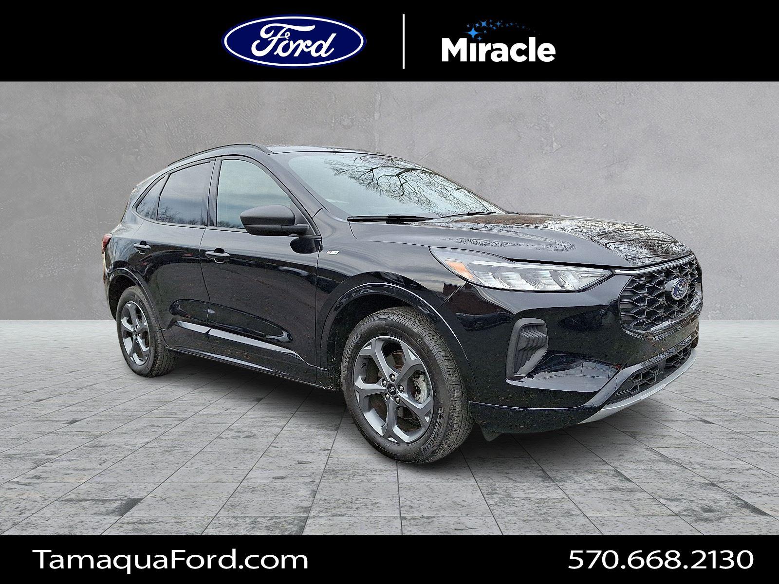 2023 Ford Escape ST-Line's photo