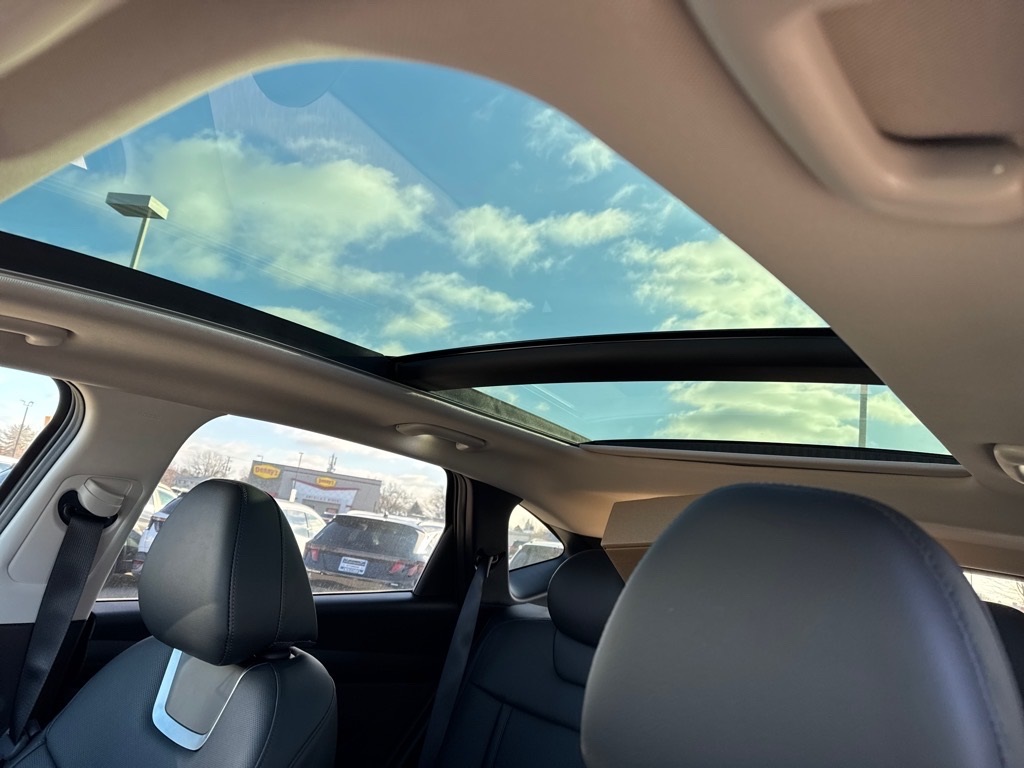2025 Hyundai Tucson Limited photo 4