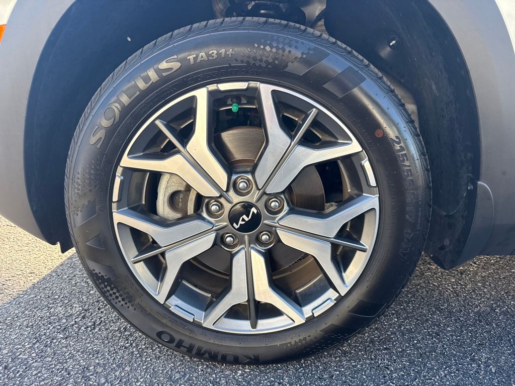 2022 Kia Seltos EX photo 20