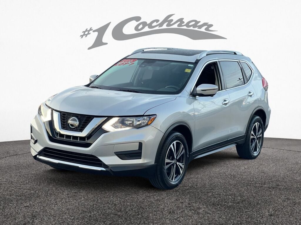 2019 Nissan Rogue SV photo 3