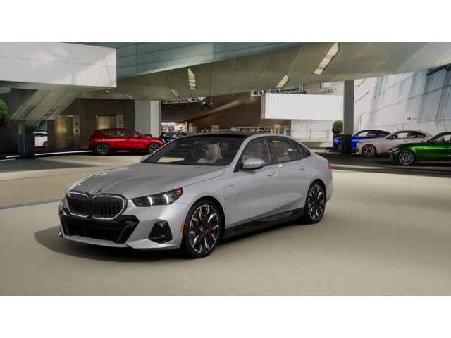 2026 BMW 550e
