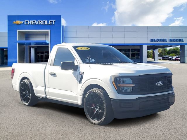 2024 Ford F-150 XL's photo