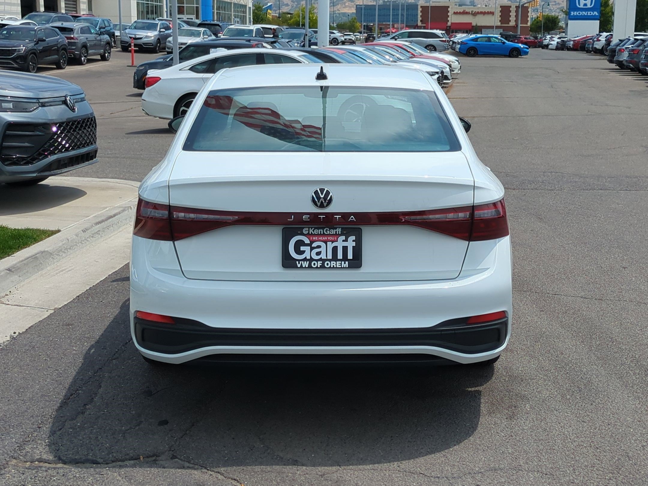 2025 Volkswagen Jetta Sport photo 4