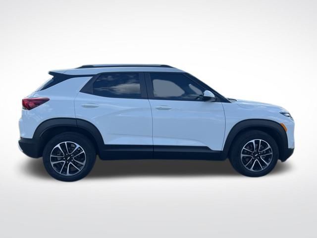 2024 Chevrolet Trailblazer LT photo 6