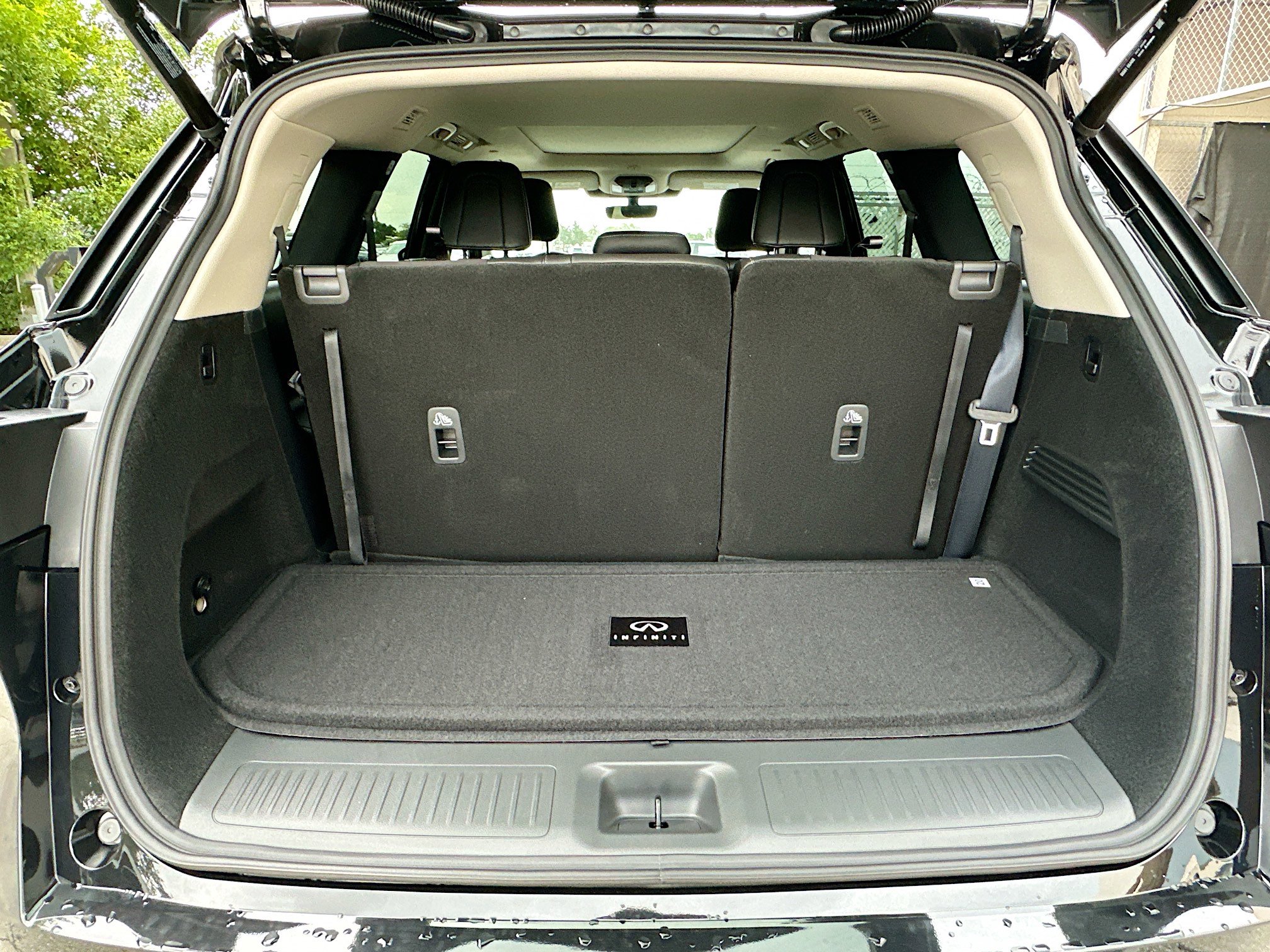 2026 Infiniti QX60 Luxe photo 21