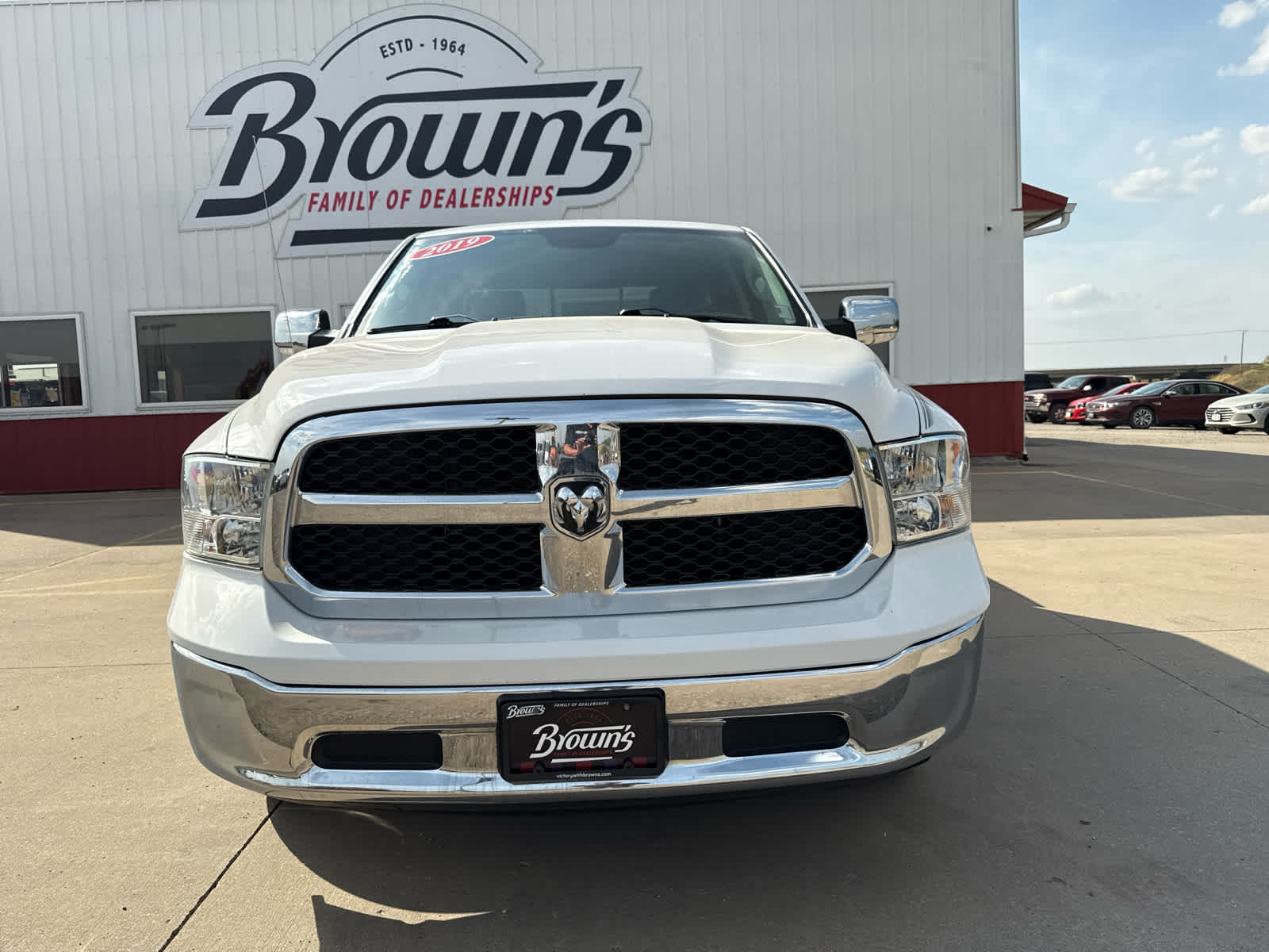 2019 Ram 1500 Classic SLT photo 2