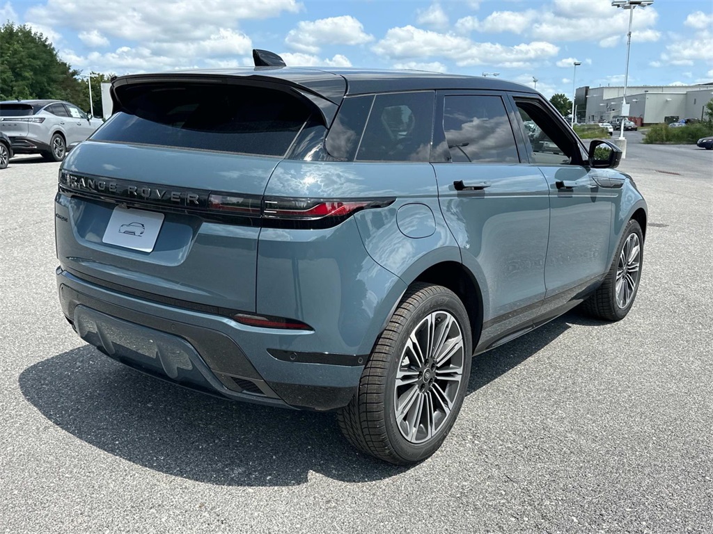 2026 Land Rover Range Rover Evoque Dynamic SE photo 12