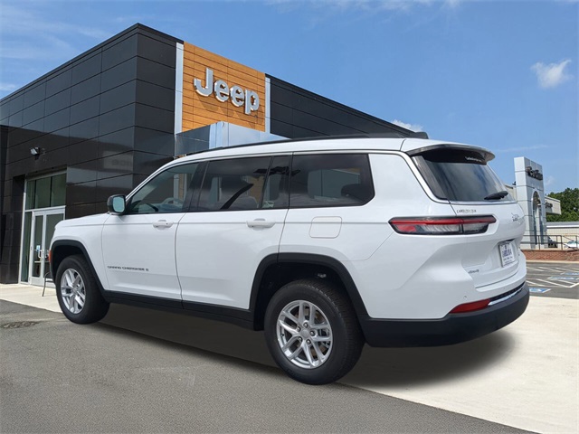 2025 Jeep Grand Cherokee Laredo X photo 13