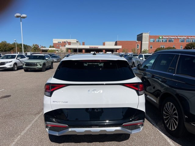 2025 Kia Sportage SX photo 4