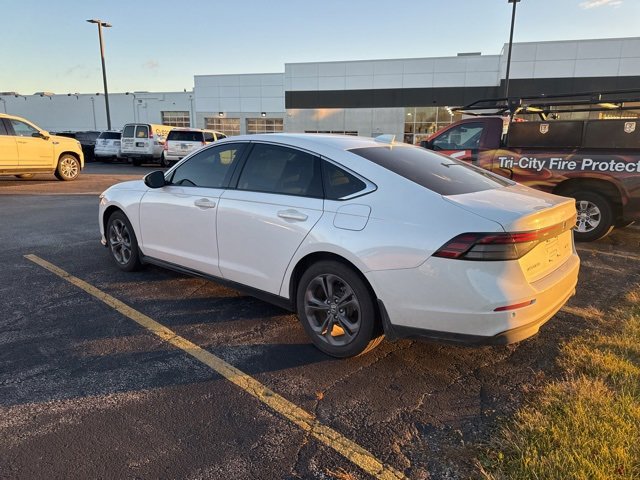 2024 Honda Accord Hybrid EX-L photo 3