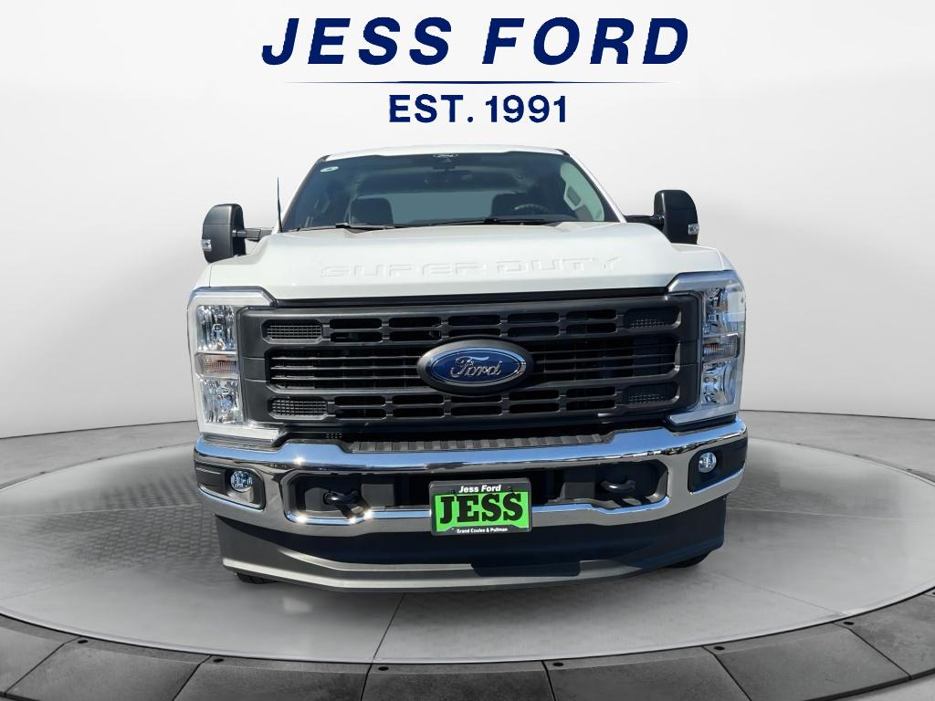 2025 Ford F-250 XL photo 7