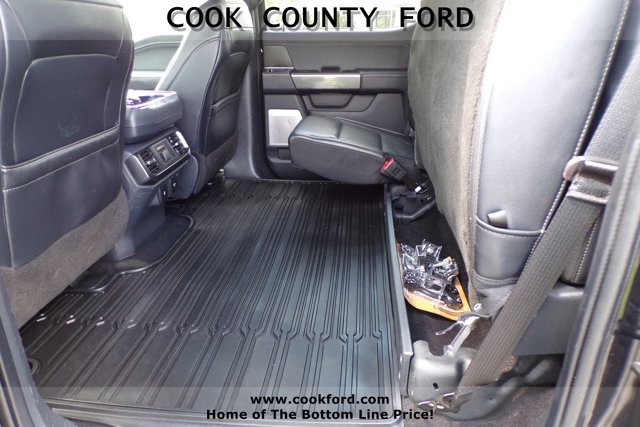 2022 Ford F-150 Lariat photo 17
